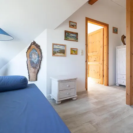 Holiday home Ginster *